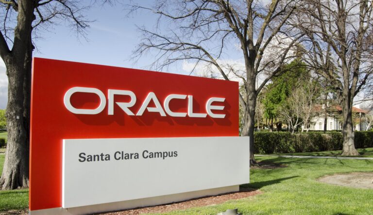 Oracle reports strong bookings, enhances Azure AI with OpenAI