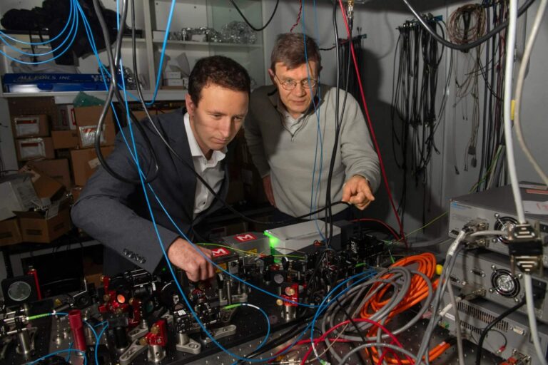 Scientists created the first programmable, logical quantum processor