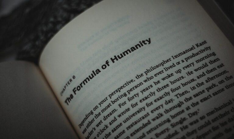 The Intersection of technology and human behaviour in cybersecurity