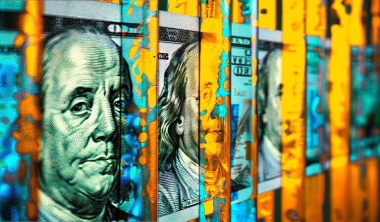 Berkshire Hathaway Cash Reserves Decline for First Time in Years Amid Surging Profits